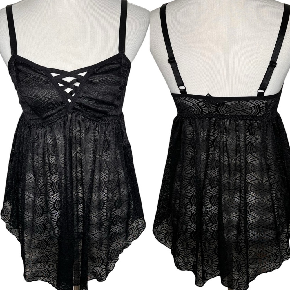Torrid Black Lace Criss Cross Strappy V Neck Sheer Chemise Babydoll Top Size 10